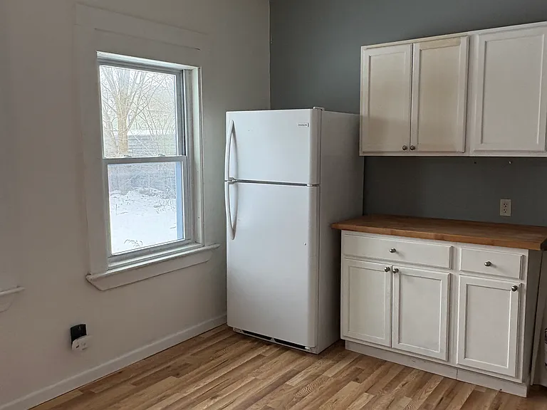 13 Helen St #1 — Photo 2