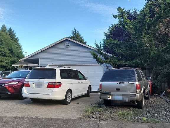 5th image of 10815 NE 71st Cir