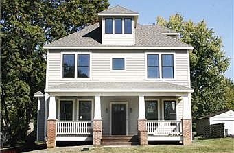 1st image of 12915 Bond Pl