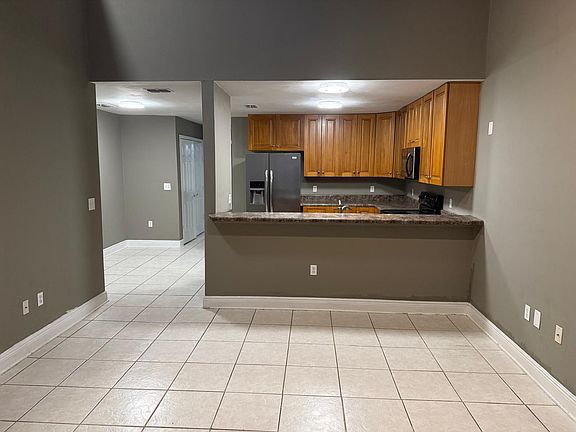 3rd image of 3263 Sugar Berry Way