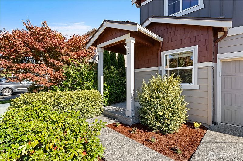 2nd image of 10203 Messner Avenue