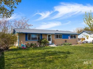 661 View Dr, Notus, ID 83656