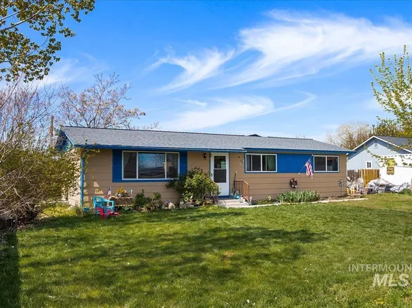 661 View Dr, Notus, ID 83656