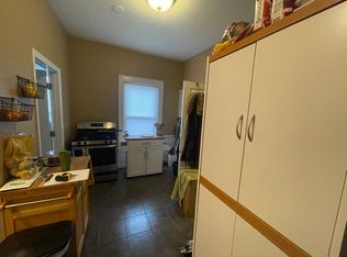 75 Bonair St #2R, Somerville, MA 02145