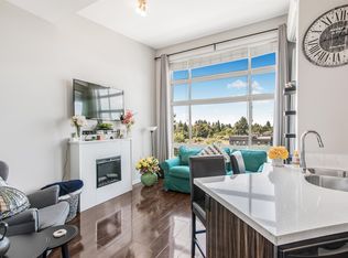 22318 Lougheed Hwy #604, Maple Ridge, BC V2X 2T4