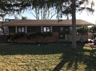 7125 Stanford Dr, Bridgeview, IL 60455