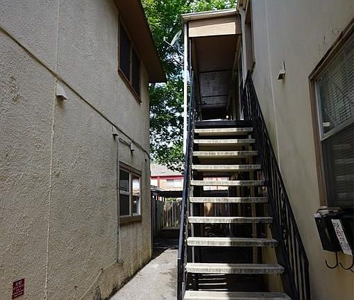 3rd image of 5238 Arboles Dr APT D
