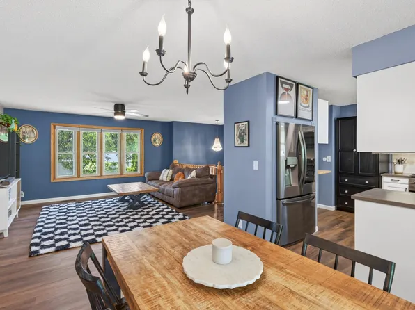 15350 Dunbar Ave, Apple Valley, MN 55124