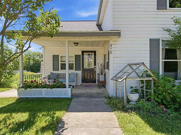 3rd image of 318 State St