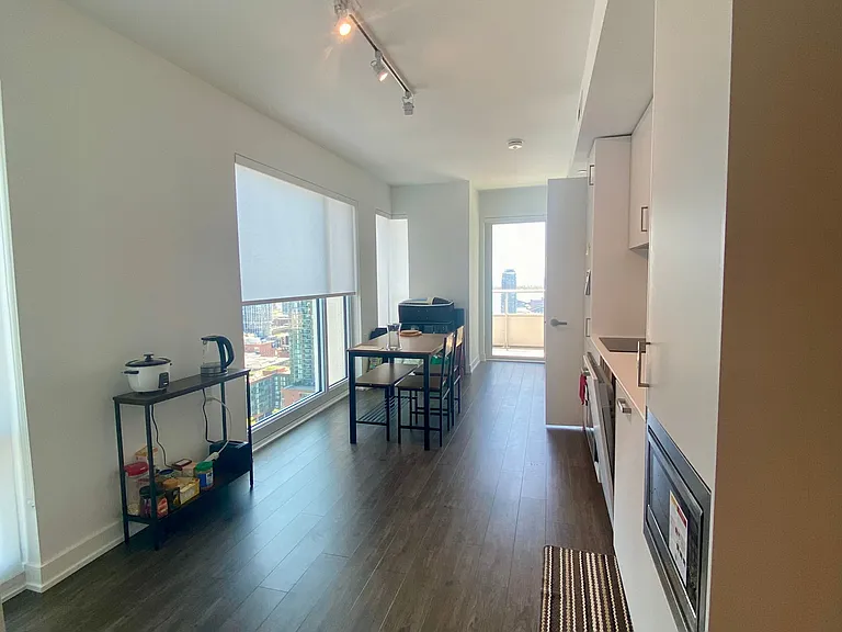 88 Queen St E #3103 — Photo 2