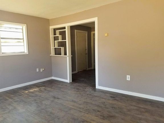 2nd image of 1306 Avenue M