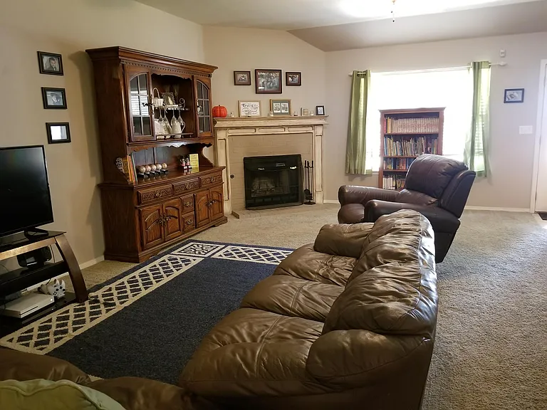 522 Chisholm Crk — Photo 6