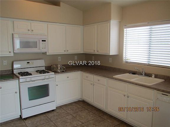 2nd image of 4804 Violet Bay Ct