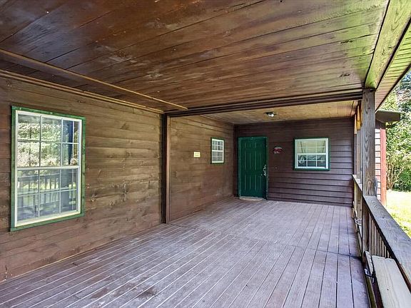 4th image of 357 Wise Rd