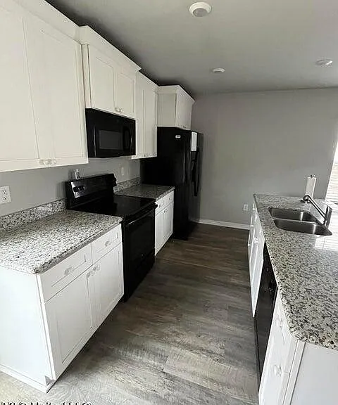 13151 Turtle Creek Pkwy — Photo 2