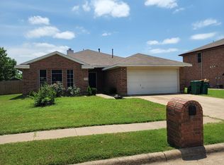 206 Jacob Dr, Glenn Heights, TX 75154