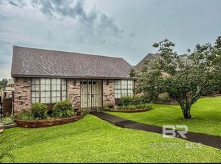 6093 Highland Cir S, Mobile, AL 36608