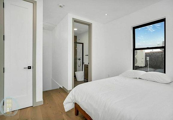 3rd image of 750 Macdonough St #2F