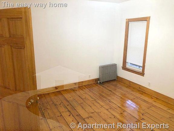 5th image of 189 Lowell St #3