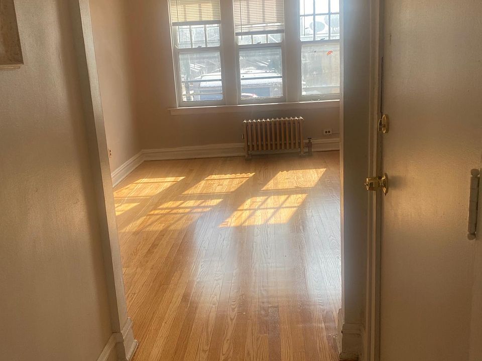 1st image of 6139 19th St W Unit B5