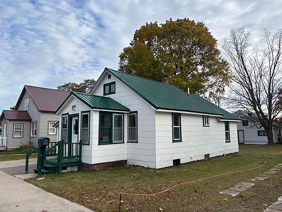 4th image of 112 E Avenue B