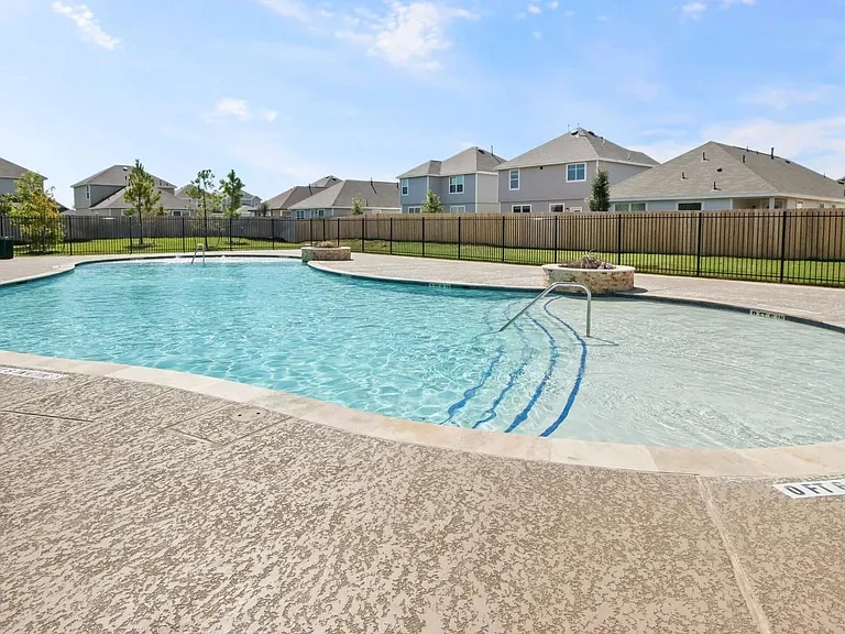 2166 Middle Ridge Dr — Photo 17