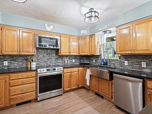 4th image of 1659 Madison St #6601