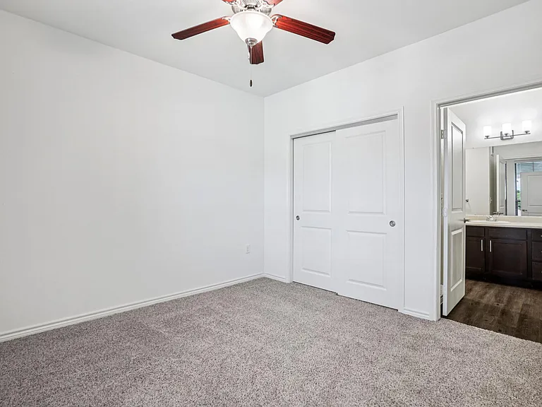 Limestone Ridge — Photo 131