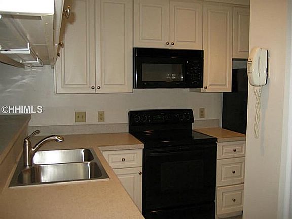 2nd image of 50 Yacht Cove Dr