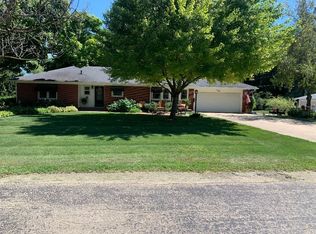 1105 S Homestead Ave, Freeport, IL 61032
