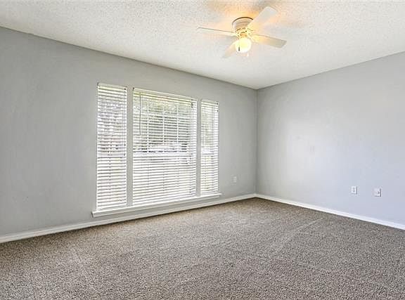 4th image of 6508 Lauren Dr