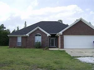 1st image of 140 Sunny Ln