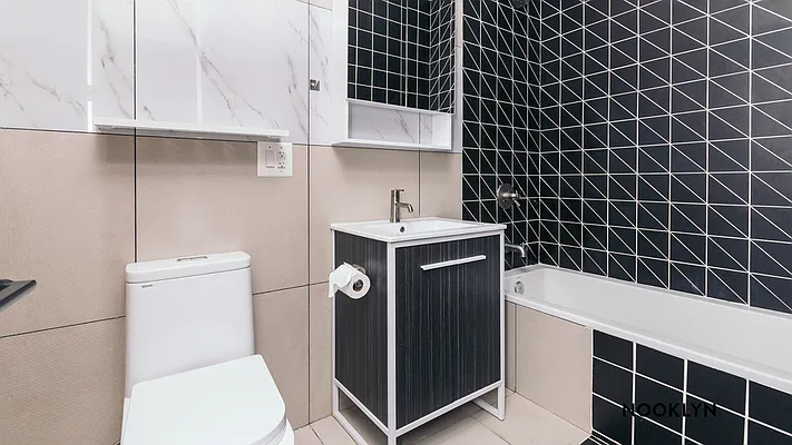 Rented by Nooklyn NYC LLC | media 70