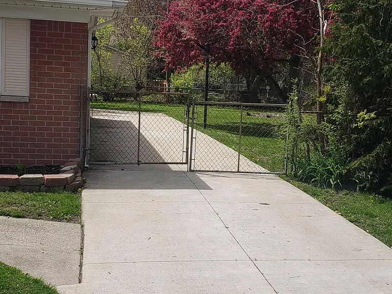 5402 Williams St — Photo 19