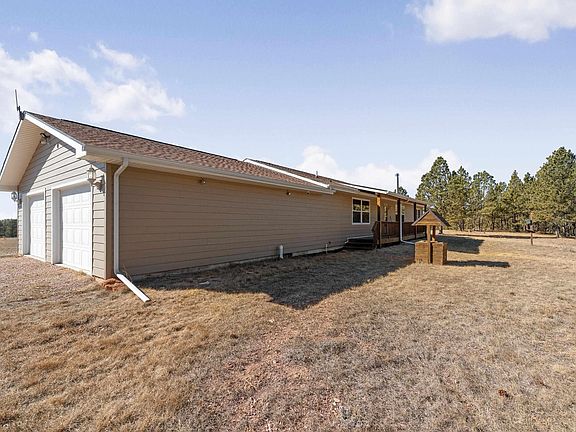3rd image of 11981 Mountain Lion Ln