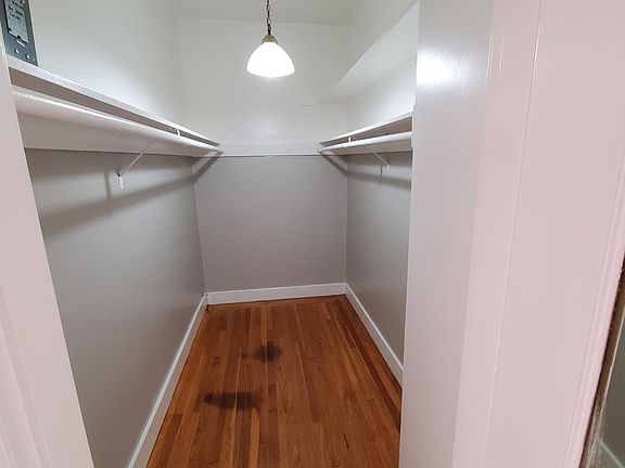 3rd image of 2908 California St #10