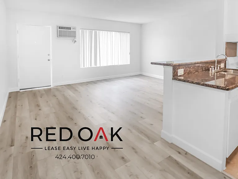 1545 N Bronson Ave #105 — Photo 1