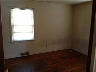 1st image of 424 Maywood Ave