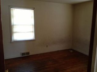 424 Maywood Ave, Monroe, MI 48162