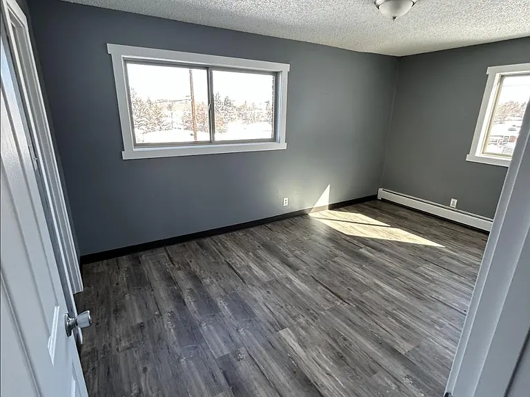 2403 Grandview Pl — Photo 10