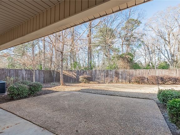 5th image of 2050 Cross Creek Dr