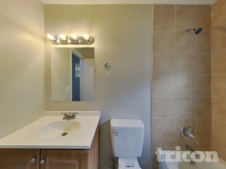 1484 Bloomingdale Rd — Photo 14