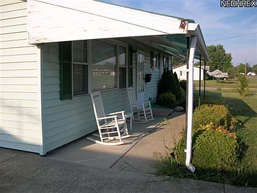 3rd image of 2431 Goble Dr