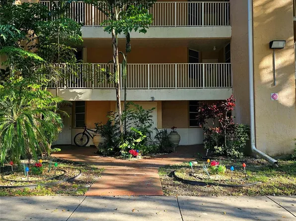 8294 NW 24th St #8294, Pompano Beach, FL 33065