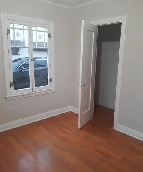 528 E H St — Photo 10