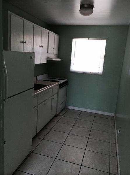1st image of 2703 NW 15th St