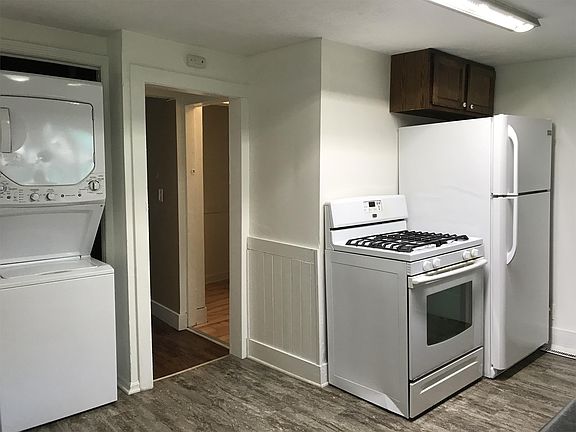 4th image of 410 E Taylor St APT 2