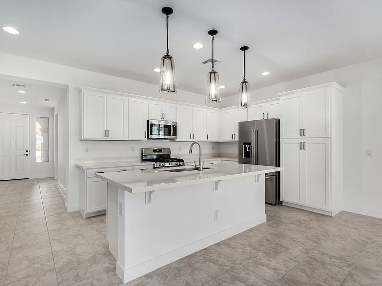 14807 W Soft Wind Dr — Photo 7