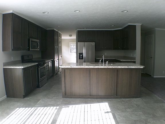 3rd image of 3810 Emerald Park Dr