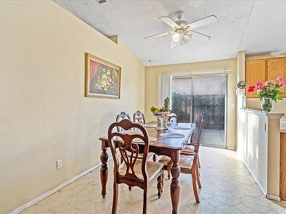 3rd image of 29695 Woodlands Ave